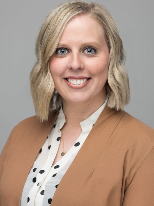 Leslie Jutte Pro Headshot 2022 crop-1